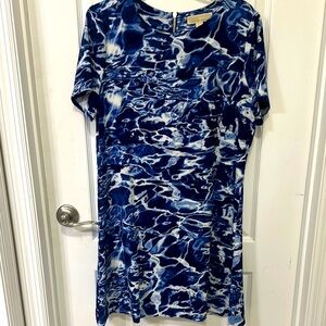 Michael Kors Blue & White Abstract Dress women’s size 10 EXCELLENT CONDITION